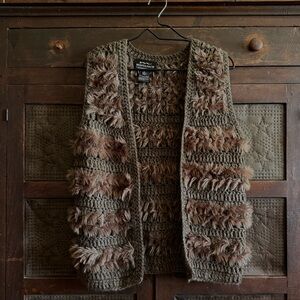 Montanaco Fur Trimmed Wool Blend Sweater Vest